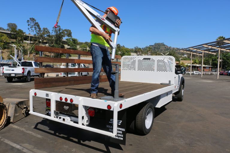 Platform Trucks SpitzLift Portable Crane